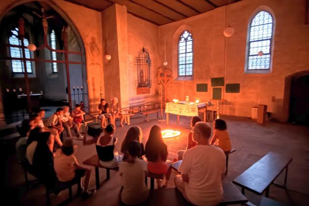 Kinderfreizeit Abendimpuls in der Kirche