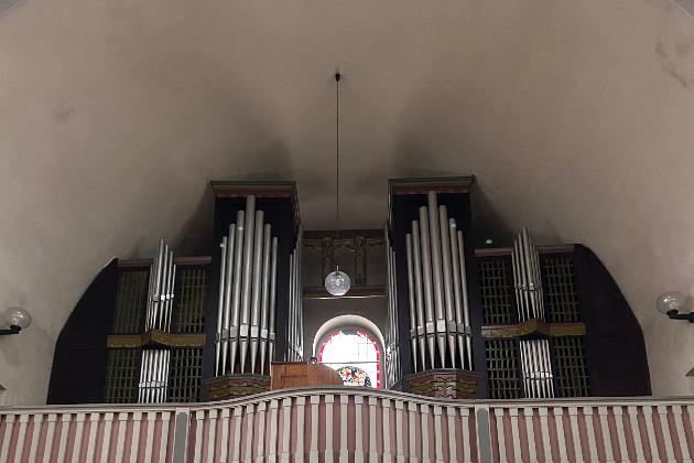 Orgel Trechtingshausen von unten